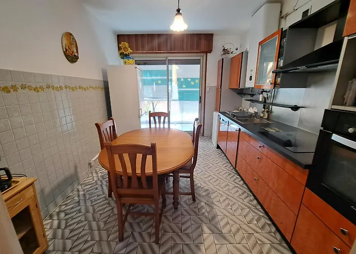 Centre, Climatise, Parking *